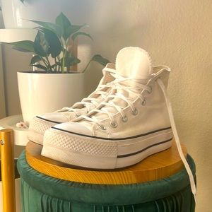 US 8 Converse High Top Platform Shoes
